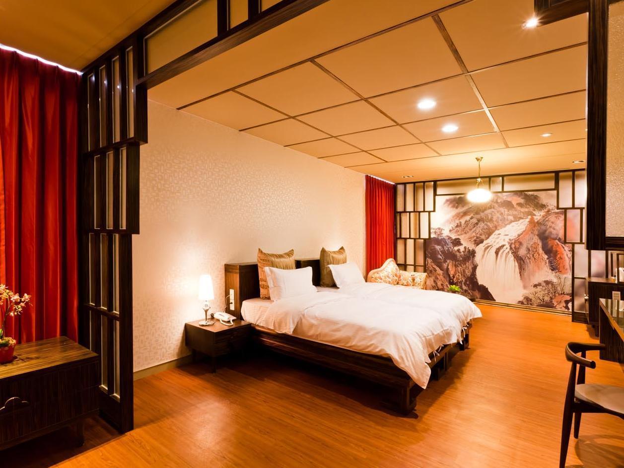 Motel Tian Xia Ju Yilan Exterior foto