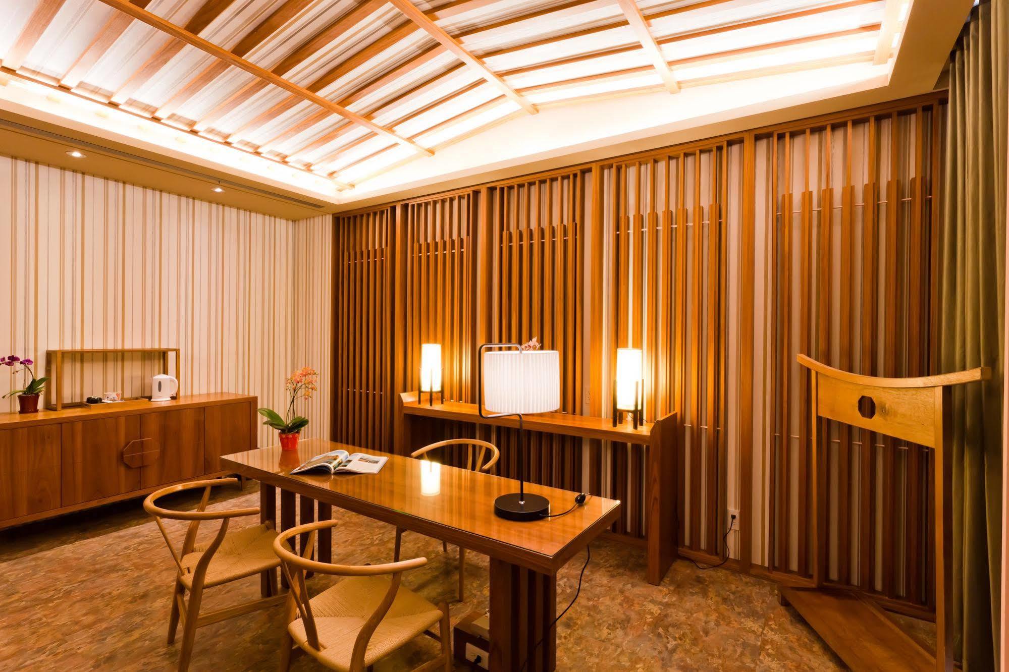 Motel Tian Xia Ju Yilan Exterior foto