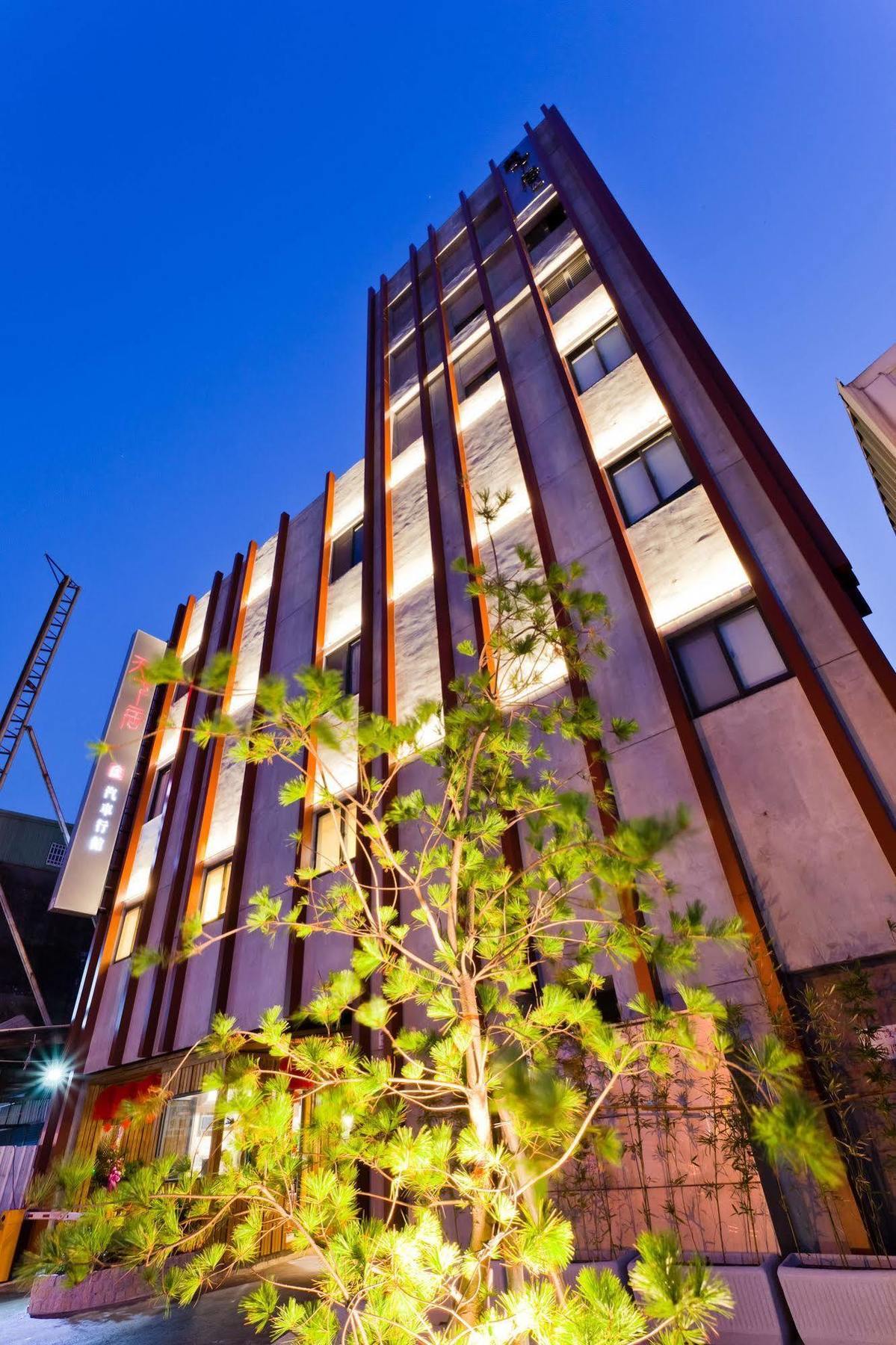 Motel Tian Xia Ju Yilan Exterior foto